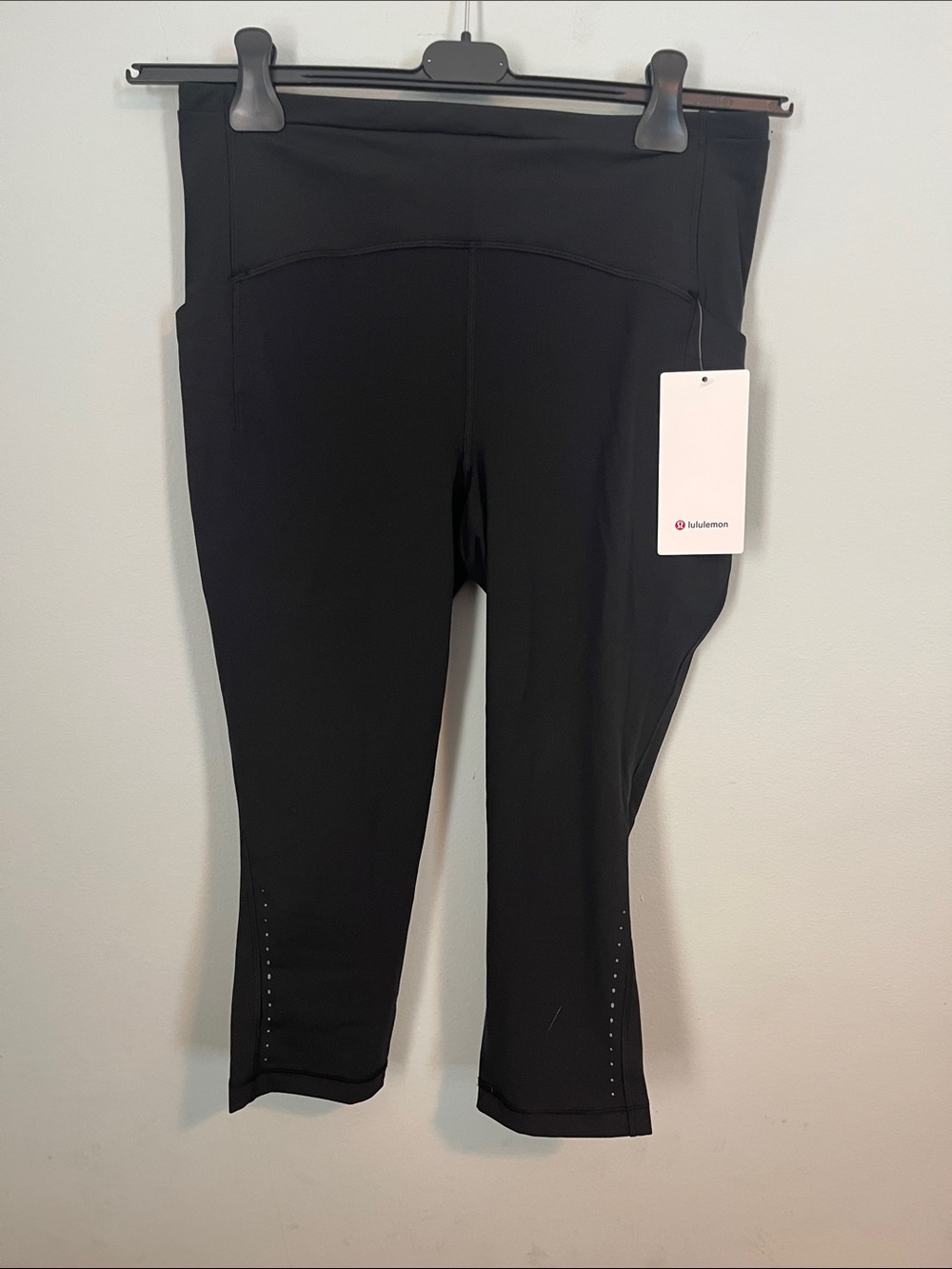 lululemon athletica Black High-Rise Capri Leggings
